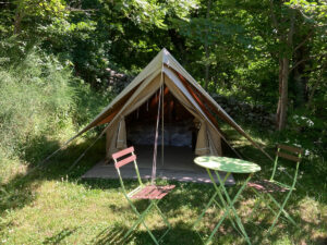 Camping avec Tente chambrette